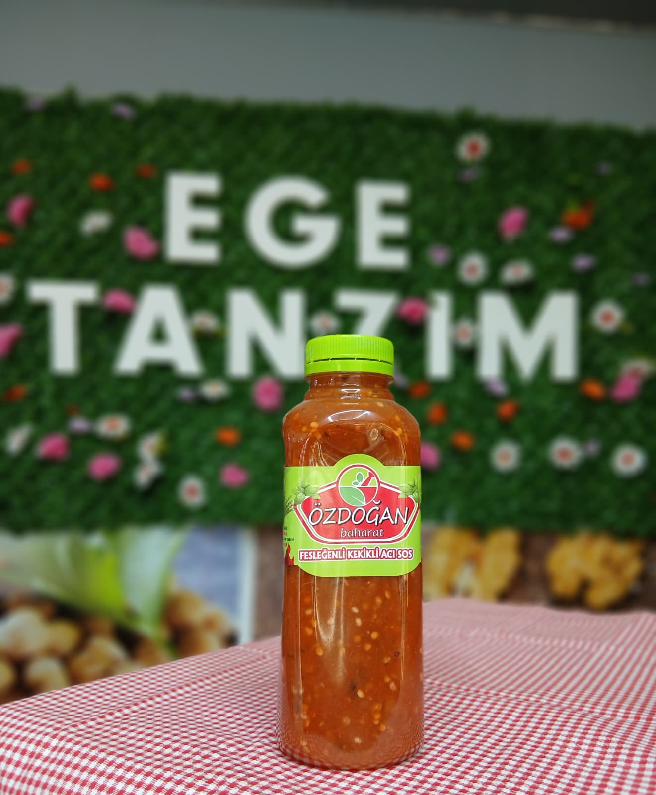 Özdoğan Baharat Fesleğenli Kekikli Acı Sos 500 gr